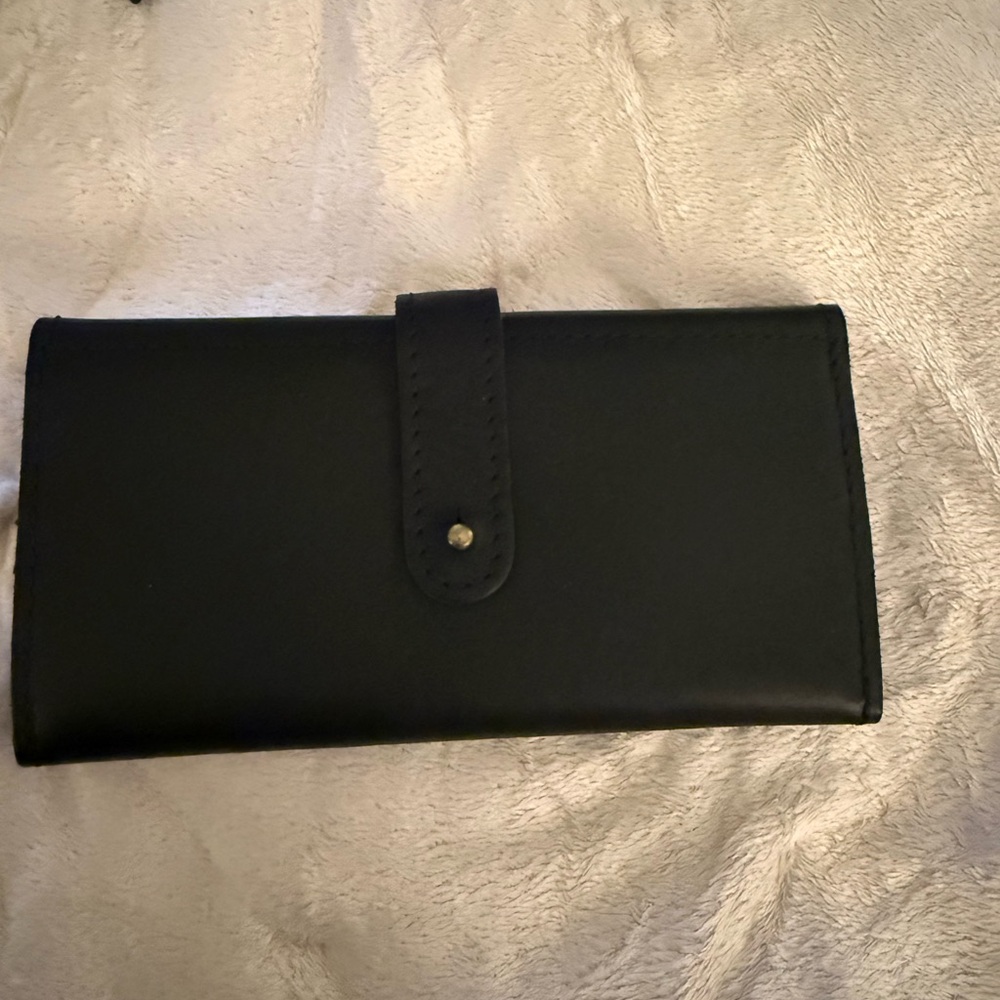 Portland Leather Goods Black Women's Wallet